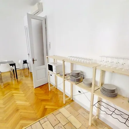 Appartement Triestevillas A/c Huge Central & Brand New - 5br Trieste